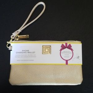 Liz Claiborne Gold Wristlet